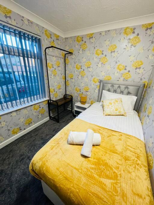 Alder House - A Modern Vibrant 4 Bedroom House Marston Green Экстерьер фото
